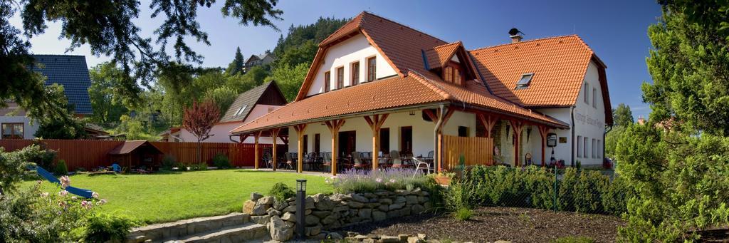 Penzion Rozmaryn Vsetin Exterior photo