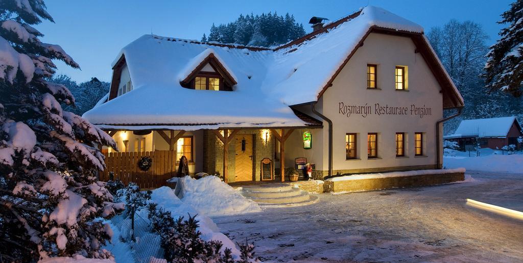 Penzion Rozmaryn Vsetin Exterior photo