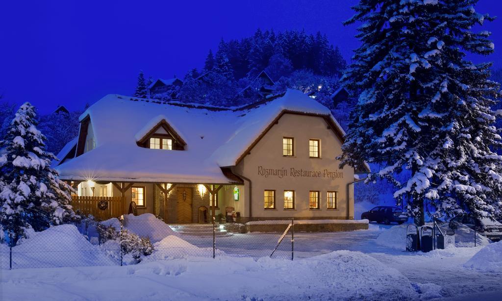 Penzion Rozmaryn Vsetin Exterior photo